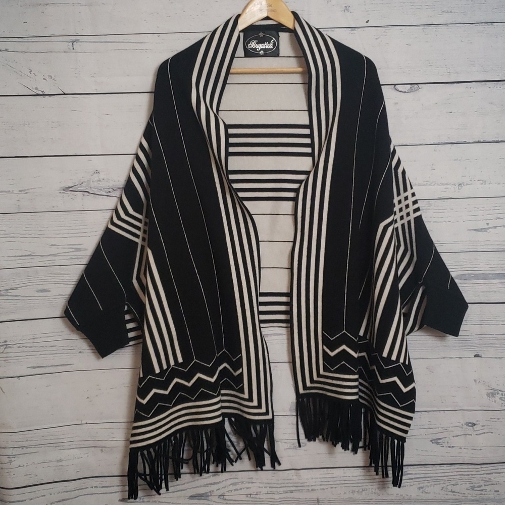 Bugatteli Poncho